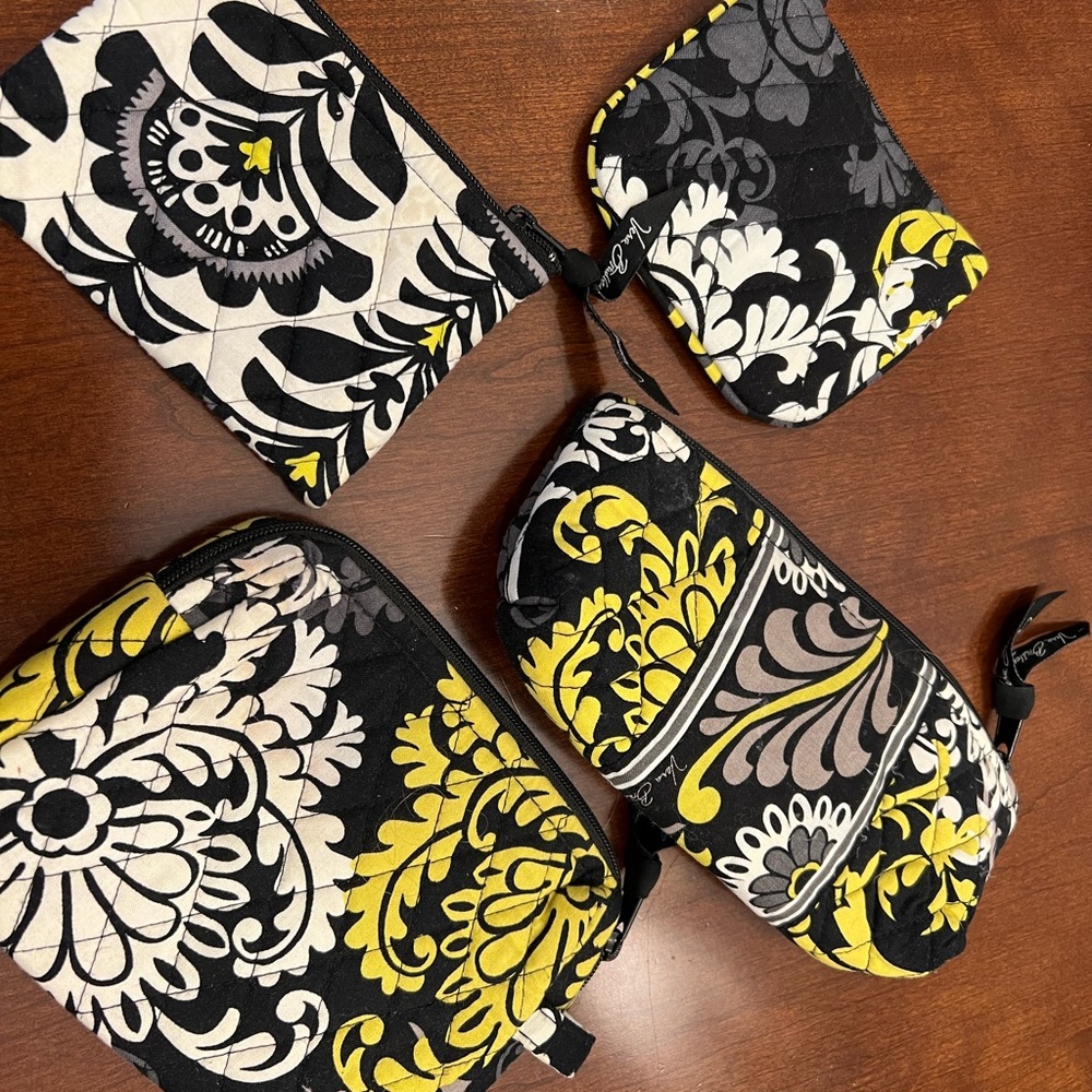 Lot of Vera Bradley cosmetic bags
